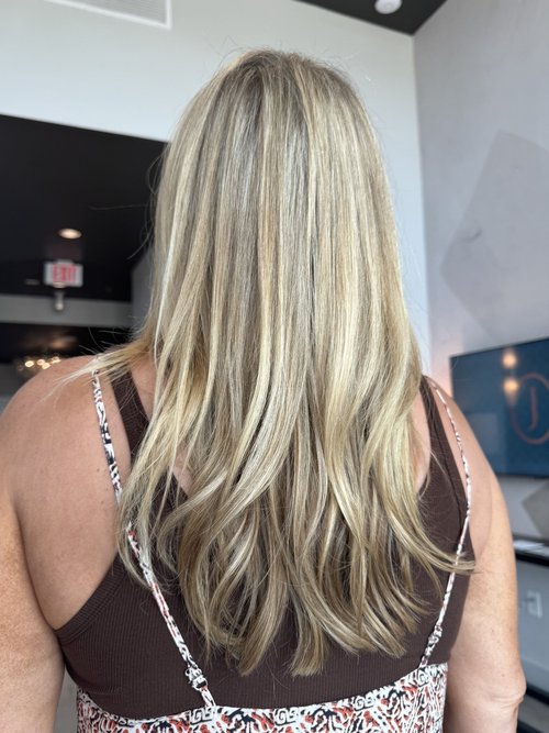 Achieve Your Dream Hair At Method Hair Studio – Schedule Your Visit!
